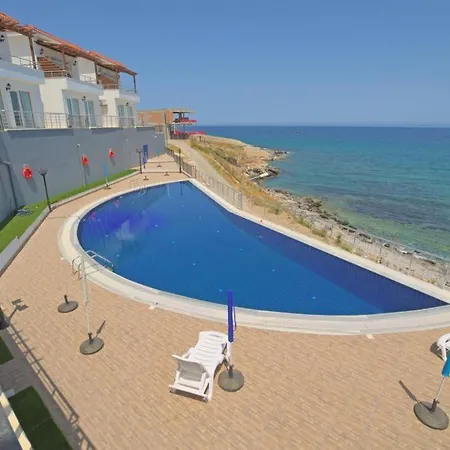 Deniz Esentepe Apartment *